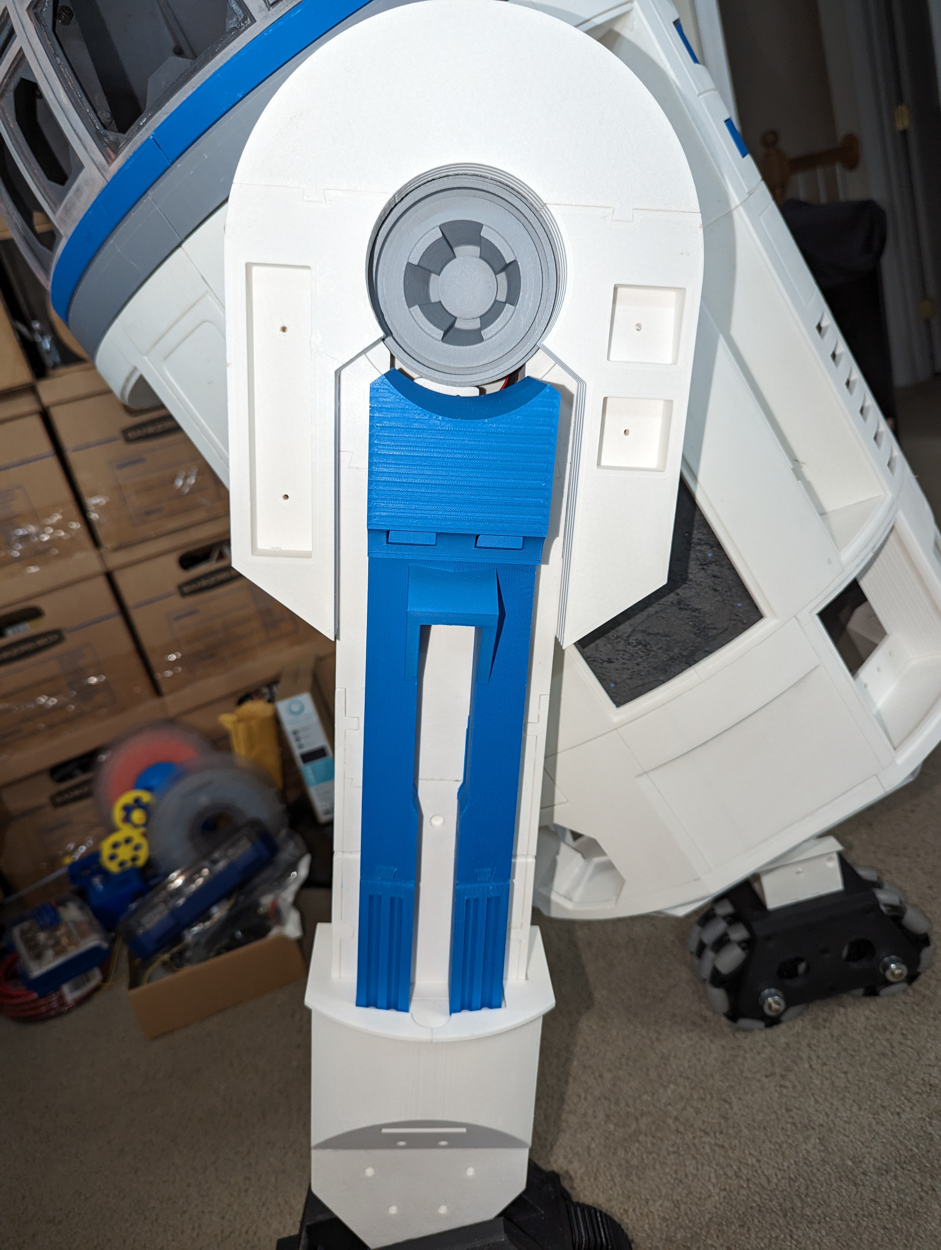 R2-D2 Model View 16